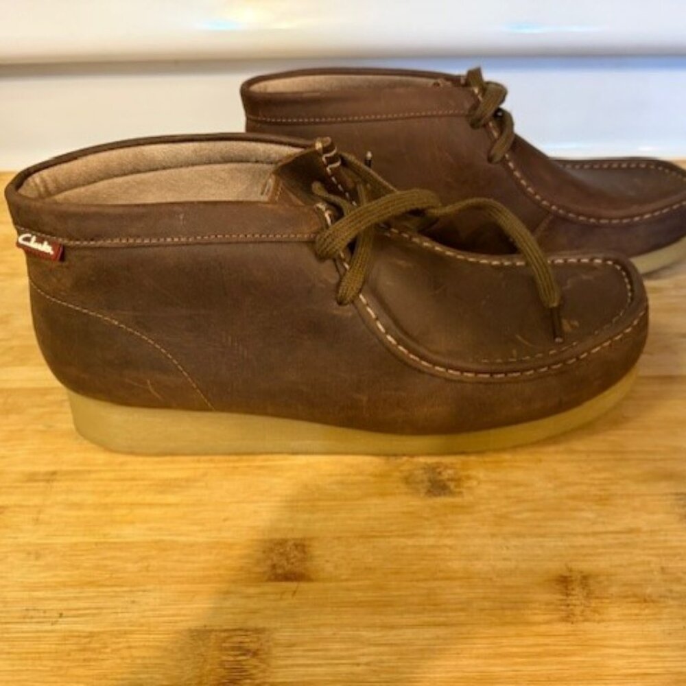 Clarks Men's Stinson Hi Chukka Boot Brown Oiled Leather – Wallabees - Picture 8 of 16